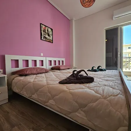 Great Spacious And Modern Corinth